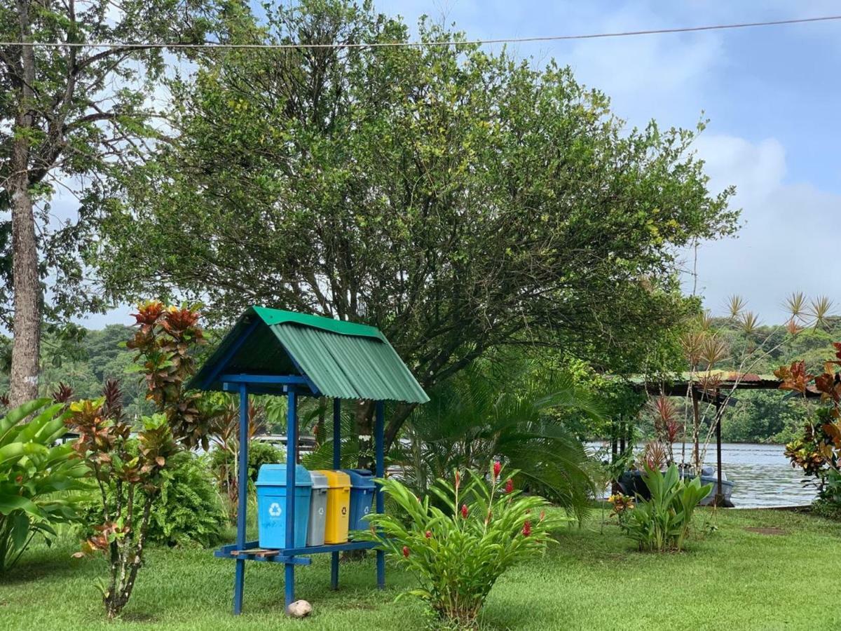 All Rankins Eco-Lodge Tortuguero Exterior foto